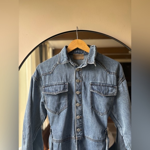ICON DENIM LOS ANGELES | belted denim jumpsuit | size medium - Picture 4 of 5